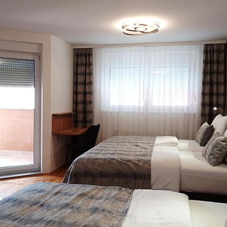 Apartments Hana City Center Ливно Экстерьер фото