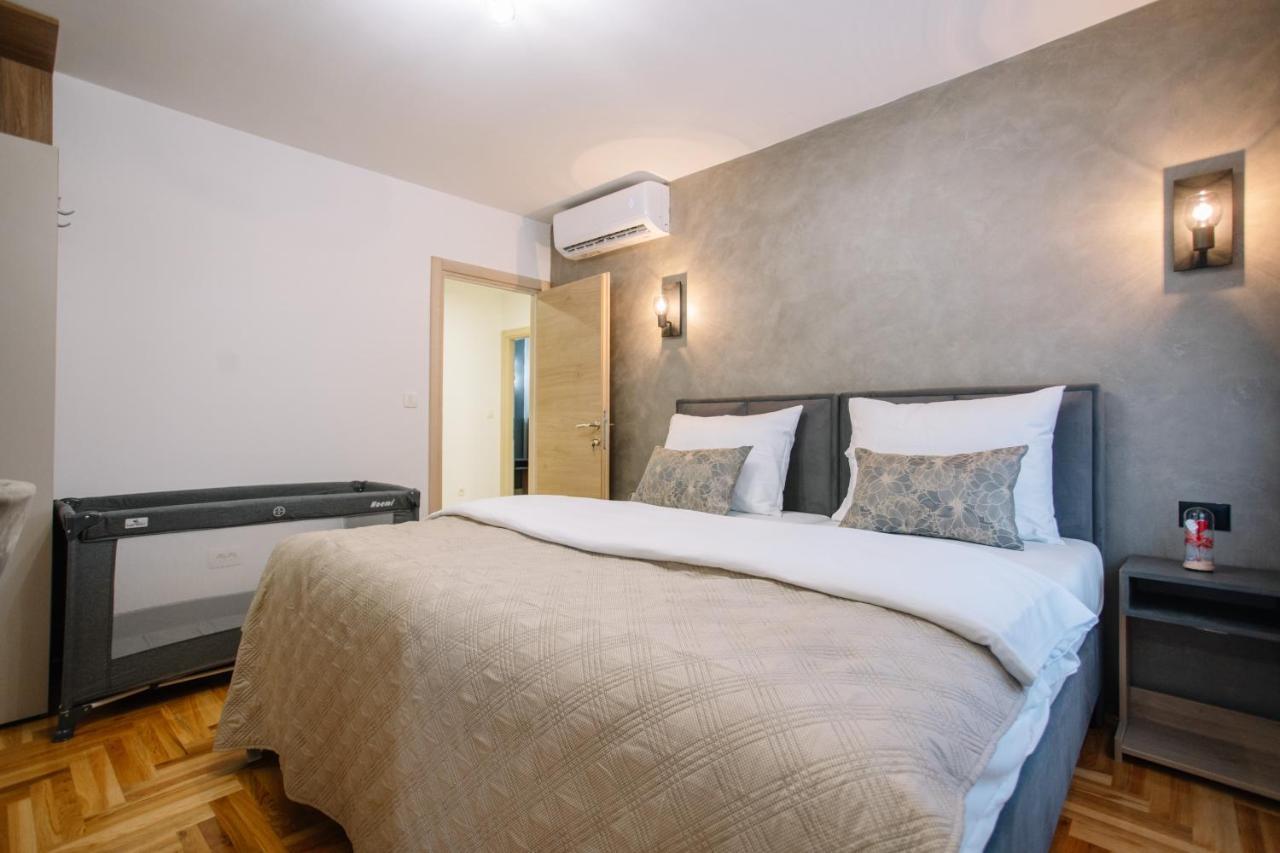 Apartments Hana City Center Ливно Экстерьер фото