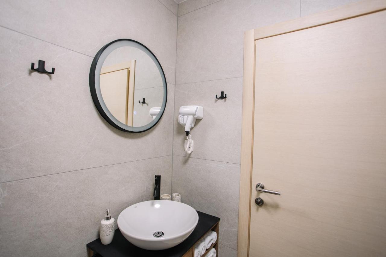 Apartments Hana City Center Ливно Экстерьер фото
