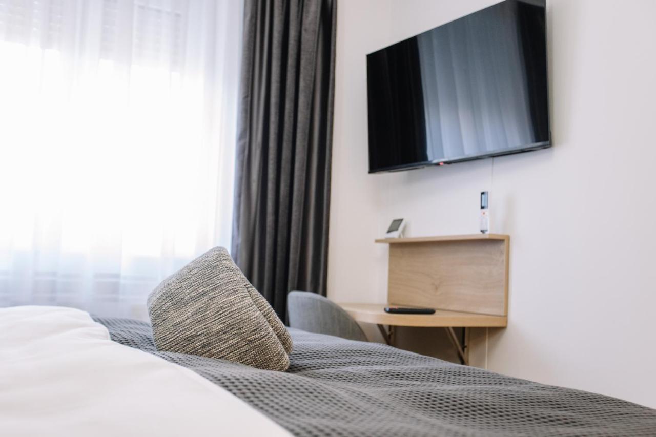 Apartments Hana City Center Ливно Экстерьер фото