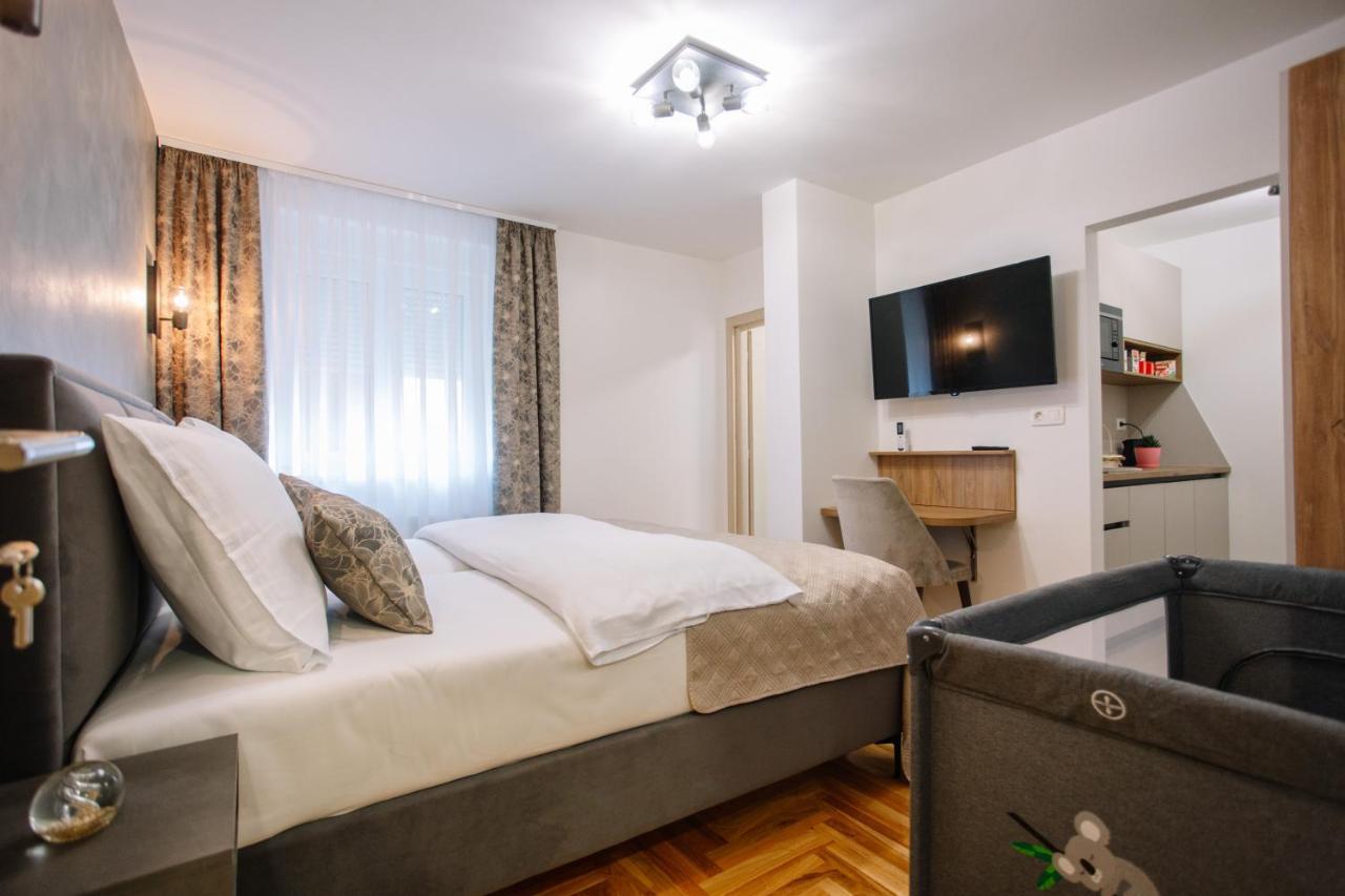 Apartments Hana City Center Ливно Экстерьер фото