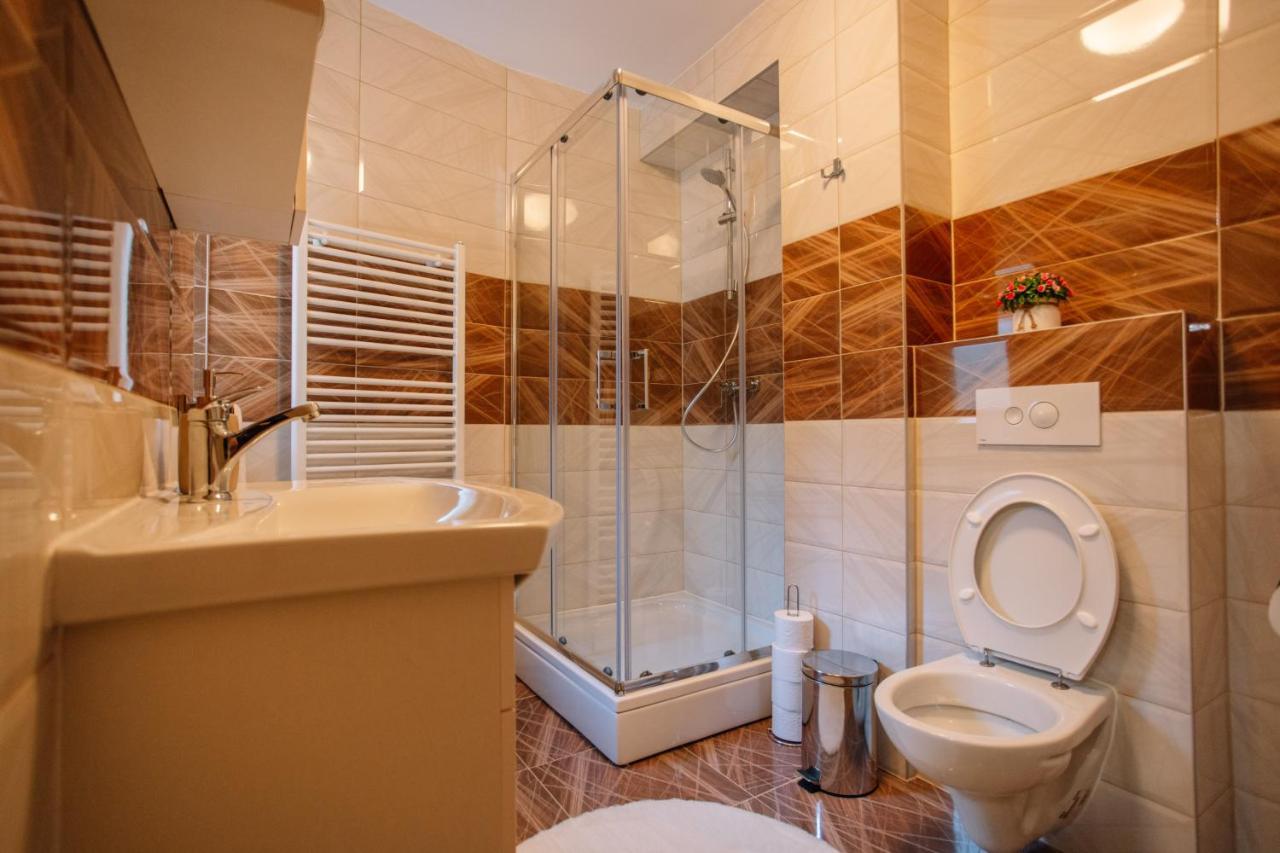 Apartments Hana City Center Ливно Экстерьер фото